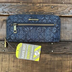 NEW Travelon Blue Flora RFID Blocking Anti-Theft Wallet Identity Protection